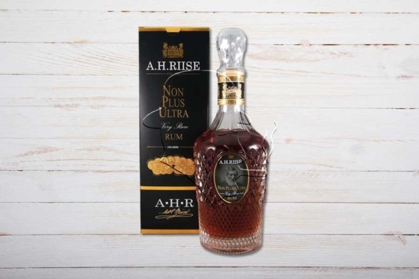 A.H. Riise Non Plus Ultra Very Rare, Rum, US Virgin Islands, 70cl