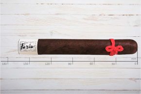 Furia Zigarren mit orangem Wollfaden, Tisiphone, Gordo, Ring 58, Länge: 165 mm