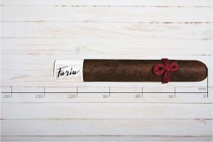 Furia Zigarren mit rotem Wollfaden, Megaera, Toro Especial, Ring 54, Länge: 140 mm