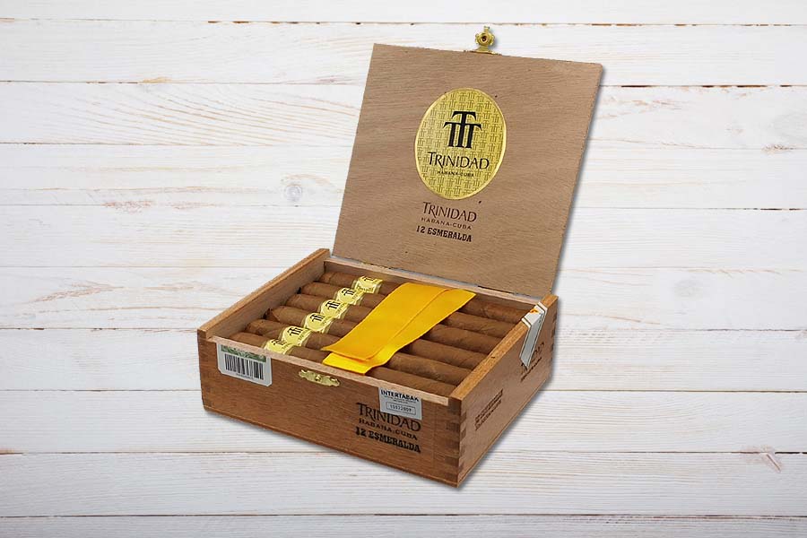 Trinidad Esmeralda Cigars, Dinoras, Box 12er