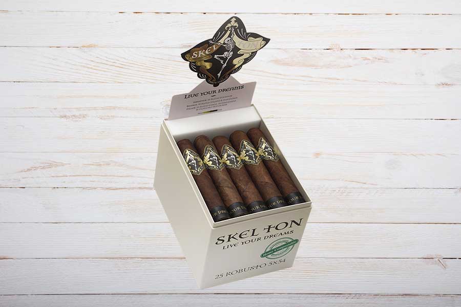 Skel Ton Cigars Live your Dreams Robusto, Box 25er