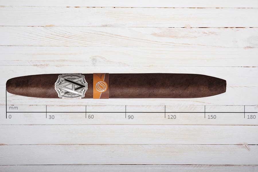 AVO Cigars Seasons Limited Edition 2023 Fall, Diadema